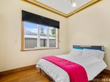 https://images.listonce.com.au/custom/160x/listings/19-perry-street-williamstown-vic-3016/322/01203322_img_10.jpg?f-MtcPFcgDk