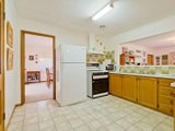 https://images.listonce.com.au/custom/160x/listings/19-preshaw-street-castlemaine-vic-3450/363/00616363_img_07.jpg?KbfGgDFFue8