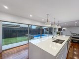 https://images.listonce.com.au/custom/160x/listings/19-preston-street-geelong-west-vic-3218/876/01922876_img_18.jpg?4k0zWlbeXAI