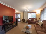 https://images.listonce.com.au/custom/160x/listings/19-priestley-crescent-mount-evelyn-vic-3796/194/01524194_img_02.jpg?7KPvB3HKBCU