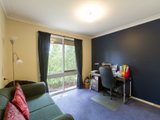 https://images.listonce.com.au/custom/160x/listings/19-priestley-crescent-mount-evelyn-vic-3796/194/01524194_img_11.jpg?8RsUJEu94F4