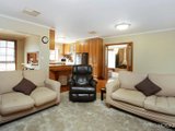 https://images.listonce.com.au/custom/160x/listings/19-pyramus-place-altona-meadows-vic-3028/600/01202600_img_05.jpg?cVX0q1amYT8