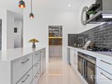 https://images.listonce.com.au/custom/160x/listings/19-raglan-street-south-ballarat-central-vic-3350/633/01576633_img_11.jpg?-knA1RCctg8