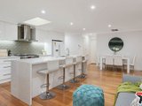 https://images.listonce.com.au/custom/160x/listings/19-regina-street-kilsyth-vic-3137/382/01526382_img_01.jpg?sjrTn1WH4os