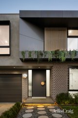 https://images.listonce.com.au/custom/160x/listings/19-rich-crescent-bellfield-vic-3081/107/01903107_img_19.jpg?RiWUR26D2CY