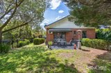 https://images.listonce.com.au/custom/160x/listings/19-ridgeview-street-eltham-vic-3095/334/01825334_img_11.jpg?oWA21LQpeFU
