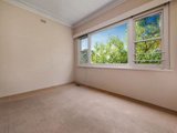 https://images.listonce.com.au/custom/160x/listings/19-ridgeway-avenue-kew-vic-3101/736/01684736_img_06.jpg?RjPu8Ik_DxQ
