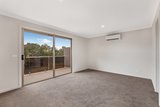 https://images.listonce.com.au/custom/160x/listings/19-riversdale-mews-wallan-vic-3756/589/01772589_img_08.jpg?3JLz8u7Qkm8
