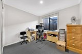 https://images.listonce.com.au/custom/160x/listings/19-sanderling-avenue-armstrong-creek-vic-3217/817/01698817_img_12.jpg?5ewDi_FfIxA
