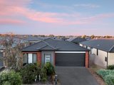 https://images.listonce.com.au/custom/160x/listings/19-sanderling-avenue-armstrong-creek-vic-3217/817/01698817_img_14.jpg?nySLxVqt1y8