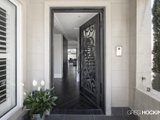 https://images.listonce.com.au/custom/160x/listings/19-sands-place-williamstown-vic-3016/700/01203700_img_04.jpg?TQ3qcEz0AT0