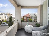 https://images.listonce.com.au/custom/160x/listings/19-sands-place-williamstown-vic-3016/700/01203700_img_09.jpg?U_1s5Rz-83o