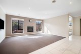 https://images.listonce.com.au/custom/160x/listings/19-sienna-street-alfredton-vic-3350/609/01680609_img_05.jpg?JA4uc4_29j0