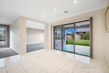 https://images.listonce.com.au/custom/160x/listings/19-sienna-street-alfredton-vic-3350/609/01680609_img_06.jpg?JcZEwOBtcZM
