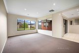 https://images.listonce.com.au/custom/160x/listings/19-sienna-street-alfredton-vic-3350/609/01680609_img_09.jpg?rgN8xc8Ptbo