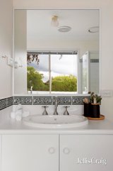https://images.listonce.com.au/custom/160x/listings/19-smike-street-yallambie-vic-3085/071/01783071_img_19.jpg?RbVnv9PuskA