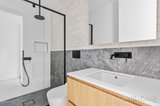 https://images.listonce.com.au/custom/160x/listings/19-smith-street-thornbury-vic-3071/386/01718386_img_07.jpg?vR5hJSNxgO0