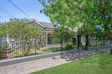 https://images.listonce.com.au/custom/160x/listings/19-southernhay-street-reservoir-vic-3073/035/01642035_img_01.jpg?QFT76WhfgYg