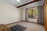 https://images.listonce.com.au/custom/160x/listings/19-spring-street-glenlyon-vic-3461/022/01128022_img_17.jpg?i_3lAzFypLY