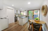 https://images.listonce.com.au/custom/160x/listings/19-station-street-blackburn-vic-3130/240/01115240_img_06.jpg?1cKINZuYDuc