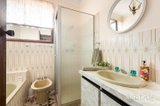 https://images.listonce.com.au/custom/160x/listings/19-stonehaven-drive-thomastown-vic-3074/090/01913090_img_07.jpg?_I6hch9d7tY