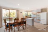 https://images.listonce.com.au/custom/160x/listings/19-tadji-close-croydon-north-vic-3136/039/01748039_img_06.jpg?h6tUbpmS1BQ