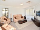 https://images.listonce.com.au/custom/160x/listings/19-the-esperence-lara-vic-3212/129/01699129_img_03.jpg?Tdsb-0oVLCk