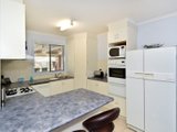 https://images.listonce.com.au/custom/160x/listings/19-the-esperence-lara-vic-3212/129/01699129_img_05.jpg?I5kNDgnyNTc