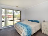 https://images.listonce.com.au/custom/160x/listings/19-the-esperence-lara-vic-3212/129/01699129_img_08.jpg?LkpryMtUAas
