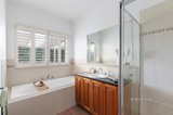 https://images.listonce.com.au/custom/160x/listings/19-thoroughbred-boulevard-doreen-vic-3754/917/01709917_img_16.jpg?vEUvYsdpv0c