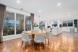 https://images.listonce.com.au/custom/160x/listings/19-trevor-court-mount-waverley-vic-3149/935/01812935_img_03.jpg?qc2ho6dx3GA