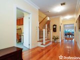 https://images.listonce.com.au/custom/160x/listings/19-valley-park-drive-mooroolbark-vic-3138/350/01526350_img_03.jpg?UX9NNyLowzY