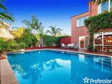 https://images.listonce.com.au/custom/160x/listings/19-valley-park-drive-mooroolbark-vic-3138/350/01526350_img_18.jpg?1wORueYHznY