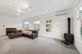 https://images.listonce.com.au/custom/160x/listings/19-view-street-mont-albert-vic-3127/979/00677979_img_05.jpg?f4w9HOk9iR4