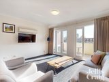 https://images.listonce.com.au/custom/160x/listings/19-walpole-street-kew-vic-3101/490/01532490_img_02.jpg?yhGsqF6k5Vk