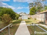 https://images.listonce.com.au/custom/160x/listings/19-wellington-road-wandin-north-vic-3139/457/01526457_img_08.jpg?cjBox6HT6Ag