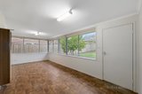 https://images.listonce.com.au/custom/160x/listings/19-wellington-street-kew-vic-3101/955/00810955_img_09.jpg?GPRhN60rlVM