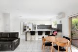 https://images.listonce.com.au/custom/160x/listings/19-wentworth-close-diamond-creek-vic-3089/293/01841293_img_07.jpg?OUAhByOrygI