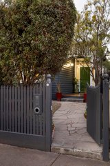 https://images.listonce.com.au/custom/160x/listings/19-westgarth-street-northcote-vic-3070/462/01560462_img_02.jpg?fjdGonKfa_o