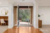 https://images.listonce.com.au/custom/160x/listings/19-white-lodge-court-donvale-vic-3111/664/01941664_img_02.jpg?N5r1EHGS6fU