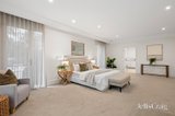 https://images.listonce.com.au/custom/160x/listings/19-white-lodge-court-donvale-vic-3111/664/01941664_img_13.jpg?T4oI-YOkidw