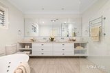 https://images.listonce.com.au/custom/160x/listings/19-white-lodge-court-donvale-vic-3111/664/01941664_img_14.jpg?Ql62aa32OA4