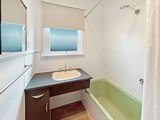 https://images.listonce.com.au/custom/160x/listings/19-willana-avenue-hamlyn-heights-vic-3215/315/01822315_img_07.jpg?U28wx_vR4nA
