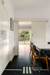 https://images.listonce.com.au/custom/160x/listings/19-withers-street-ivanhoe-east-vic-3079/960/01720960_img_13.jpg?CaT7RjzZPh4