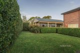 https://images.listonce.com.au/custom/160x/listings/19-yaralla-crescent-st-helena-vic-3088/236/01649236_img_11.jpg?SqoQvfkCbrc