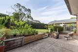 https://images.listonce.com.au/custom/160x/listings/19-yaralla-crescent-st-helena-vic-3088/236/01649236_img_14.jpg?OhM3-fGzx0Q