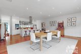https://images.listonce.com.au/custom/160x/listings/19-yarra-hill-close-lower-plenty-vic-3093/101/01740101_img_03.jpg?rl8Fa8oM90I