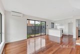 https://images.listonce.com.au/custom/160x/listings/190-barry-street-reservoir-vic-3073/037/01860037_img_02.jpg?8NieIgtUD0w