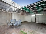 https://images.listonce.com.au/custom/160x/listings/190-clark-street-port-melbourne-vic-3207/376/01087376_img_09.jpg?cPfxVHFIiHM