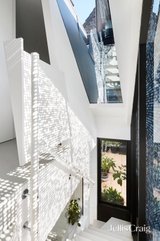 https://images.listonce.com.au/custom/160x/listings/191-moor-street-fitzroy-vic-3065/719/01753719_img_09.jpg?Sj6a5ebOk40